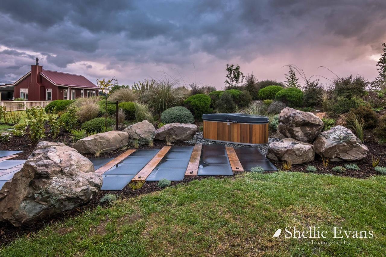 Night Sky Cottage - Kahu Cottage - Hot Tub Twizel Zewnętrze zdjęcie